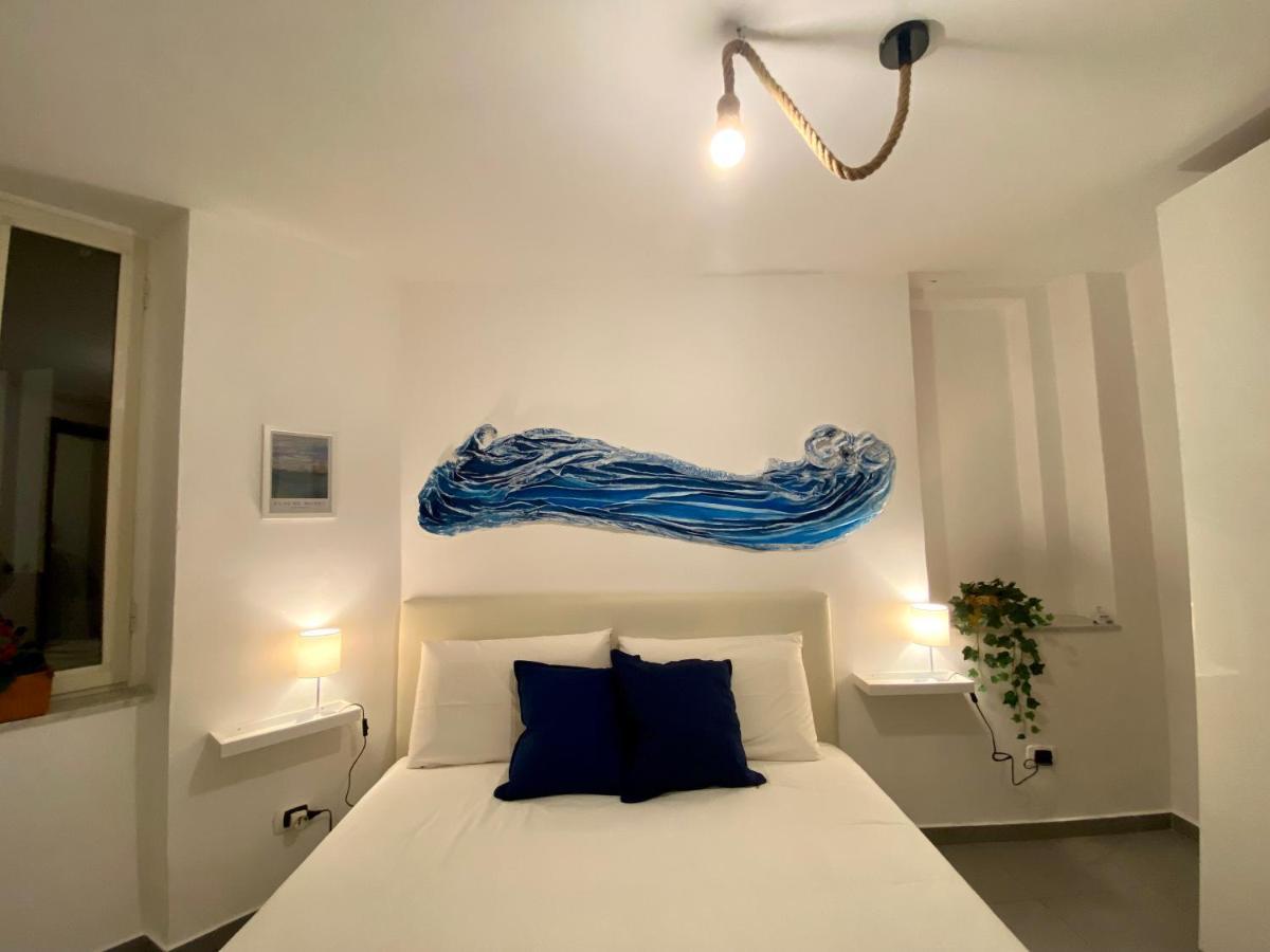 Casa Con Terrazzo In Centro Apartment Наполи Екстериор снимка