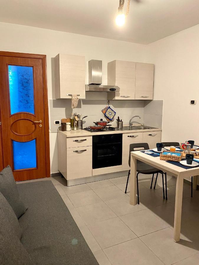 Casa Con Terrazzo In Centro Apartment Наполи Екстериор снимка