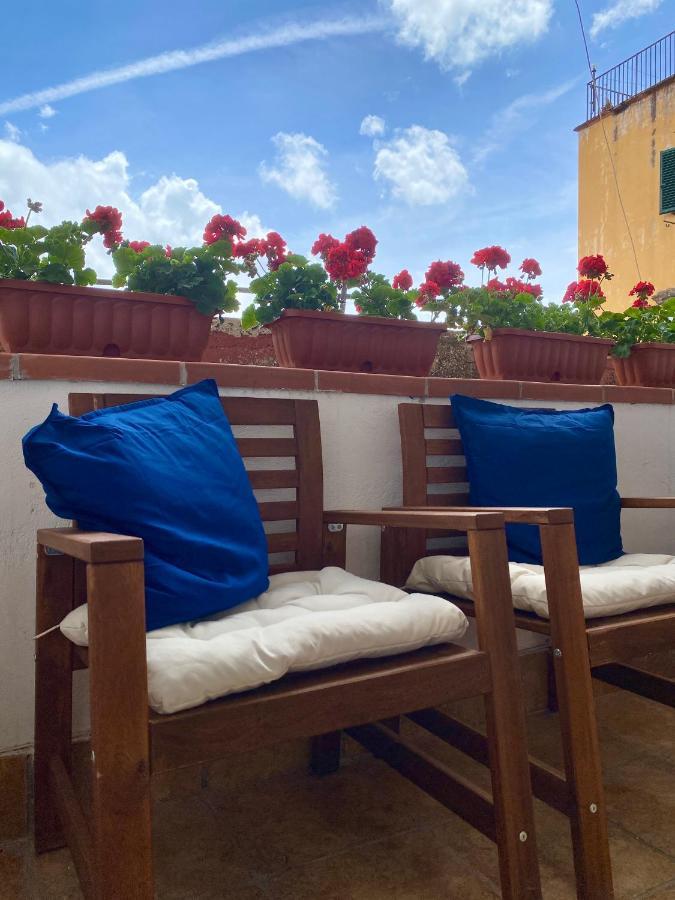 Casa Con Terrazzo In Centro Apartment Наполи Екстериор снимка